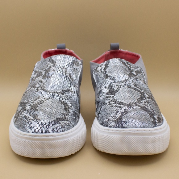 Hey Dudes Peyton Snake Grey Slip On Shoes Women's Size 9 - Picture 2 of 8